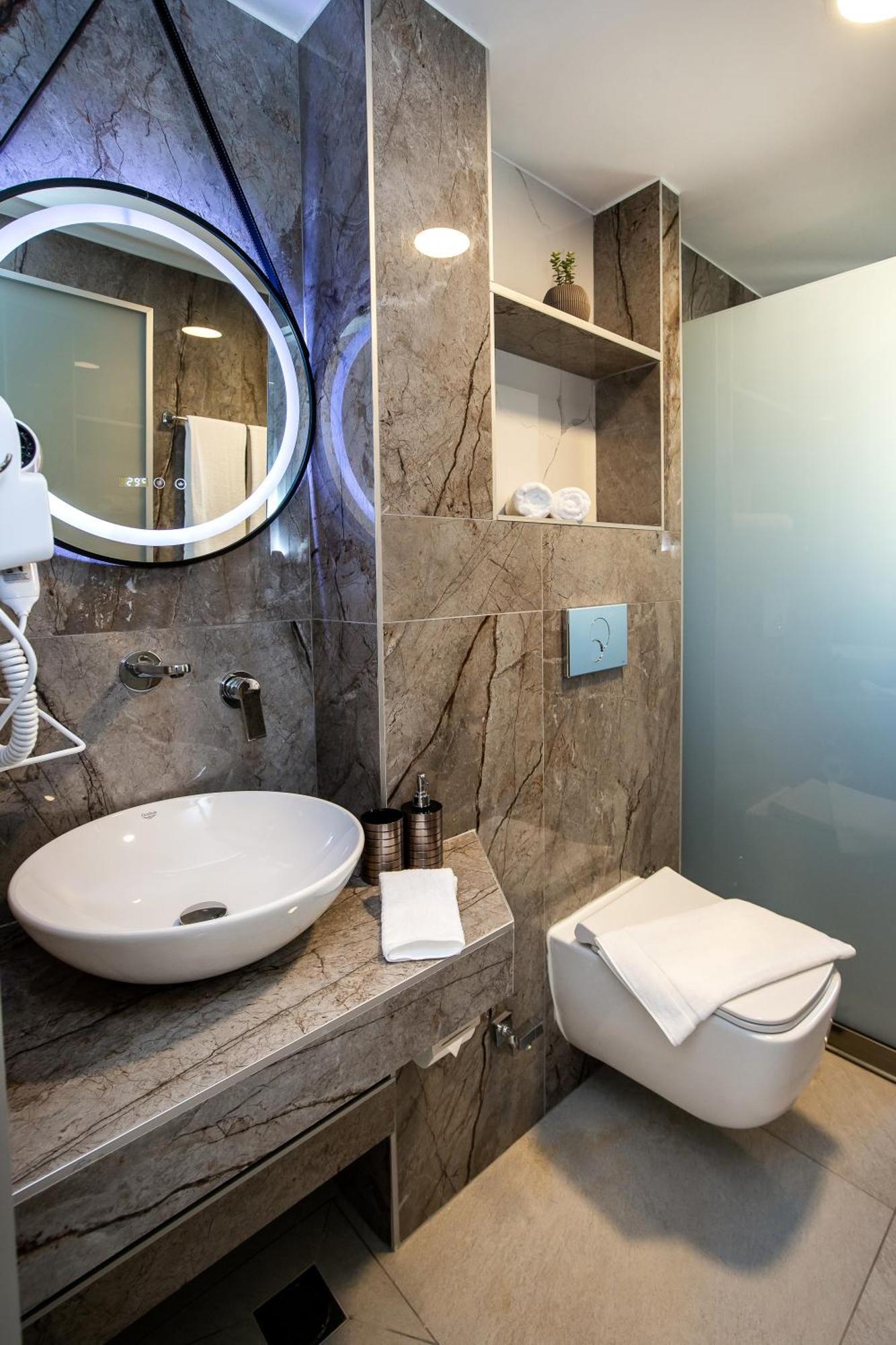 לימנריה Vlashi Apartments מראה חיצוני תמונה